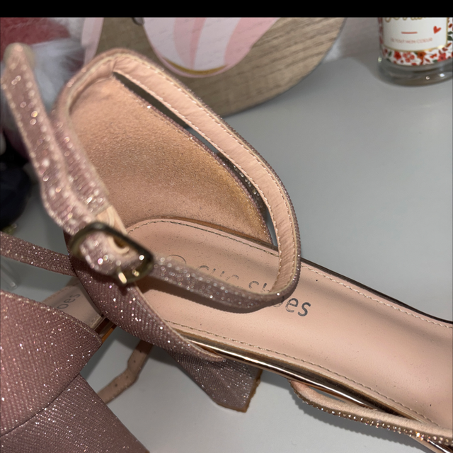 👡 Sandales à talons CHC-Shoes – Rose poudré / doré