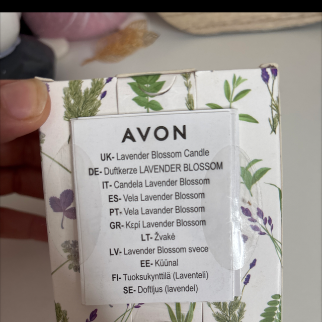 💜 AVON Lavender Blossom – Bougie parfumée