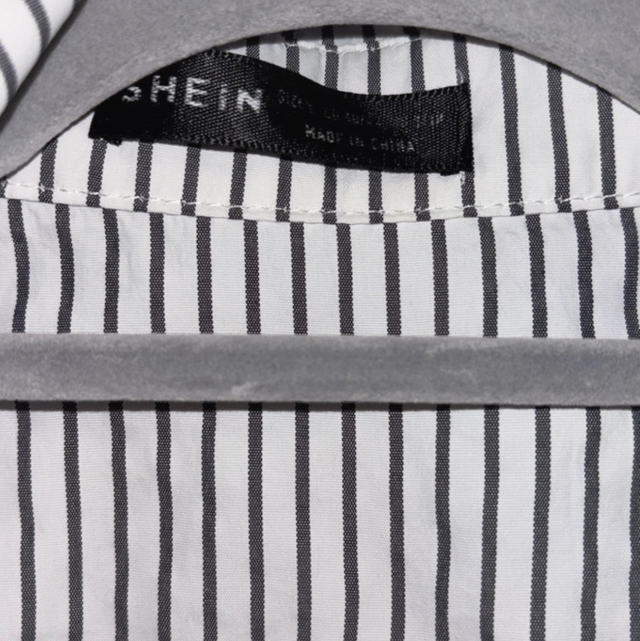 Chemise à rayure  et  strass