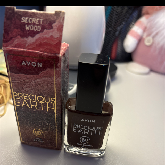 🍷 Vernis AVON Precious Earth – Secret Mood