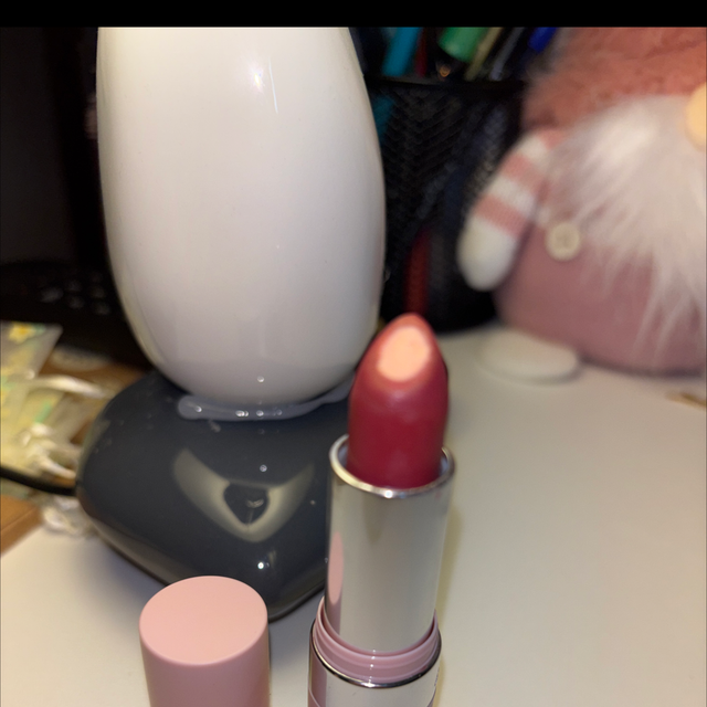 💄 Rouge à lèvres AVON – Hydra Rosy