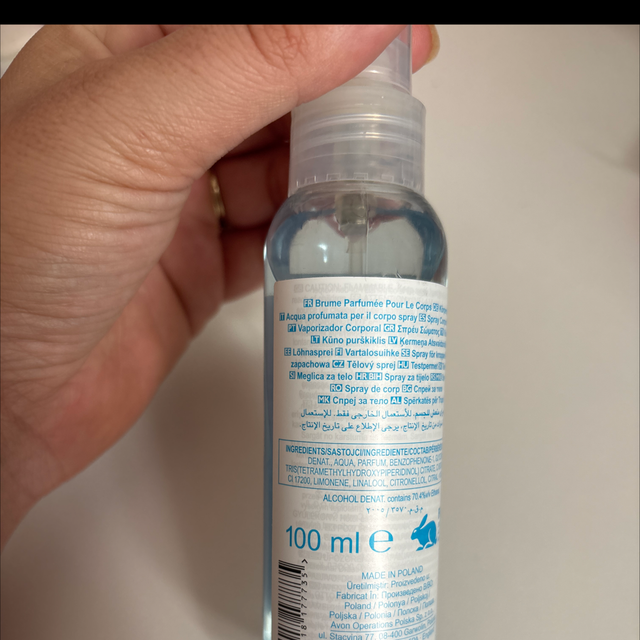 brume parfumée pour le corps AVON Célèbre Star – Body Mist ⭐💙