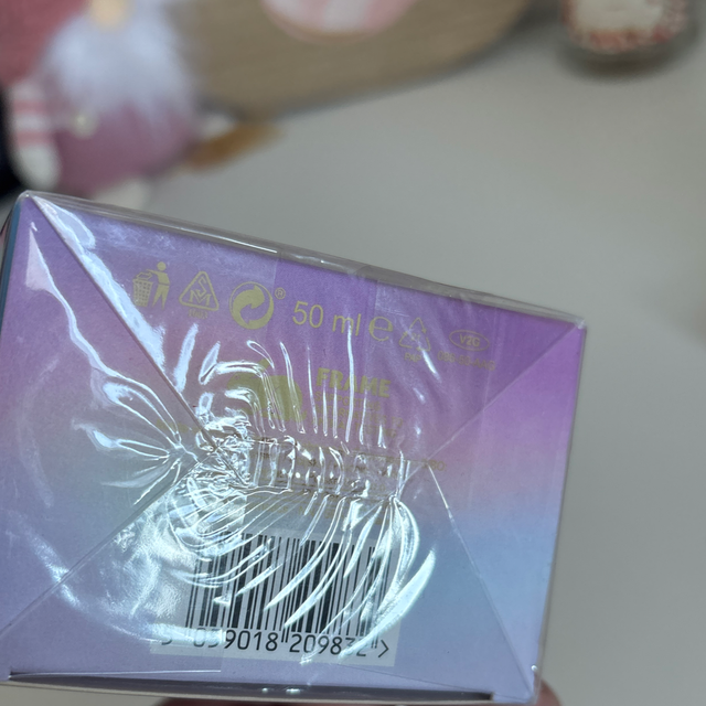 Avon faraway aurora