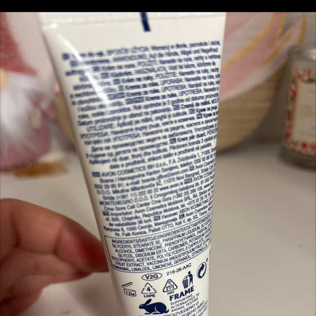 crème pour les mains AVON Care Berry Fusion – Radiance Hand Cream 🫐🍓