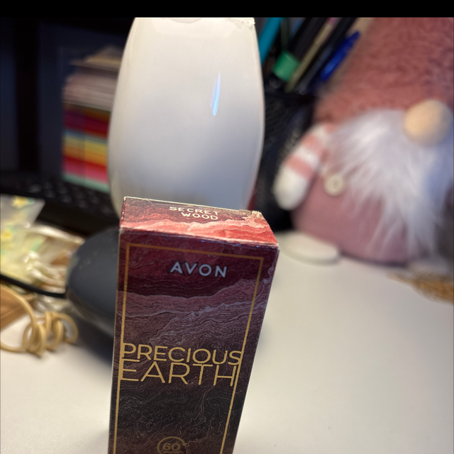 🍷 Vernis AVON Precious Earth – Secret Mood