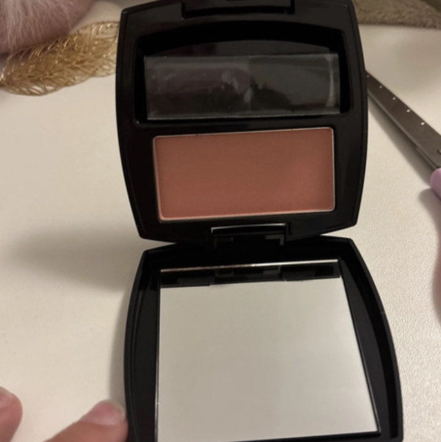 True colour warm flush
