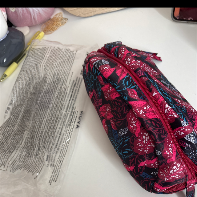Trousse maquillage avon
