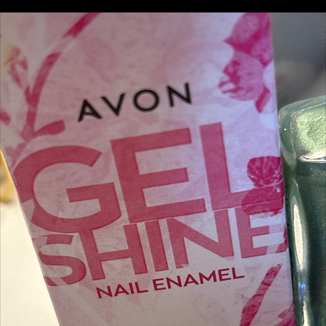 💚 Vernis AVON Gel Shine – 10 ml
