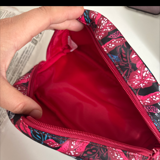 Trousse maquillage avon