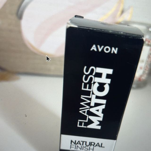 Fondation natural finish 145P